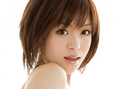 芸能人 板垣あずさ 卑猥な接吻と愛撫