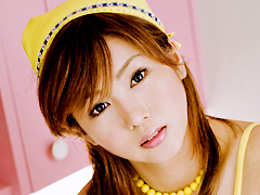 疼く巨乳変態若妻 紺野美奈子