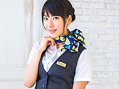 別顔キャビンアテンダント 由愛可奈